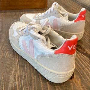 Brand new Vera sneakers
